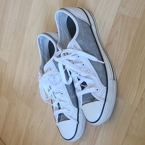 Unisex Converse Athletic Gray/White  Sneakers Men's 8 Womon 10